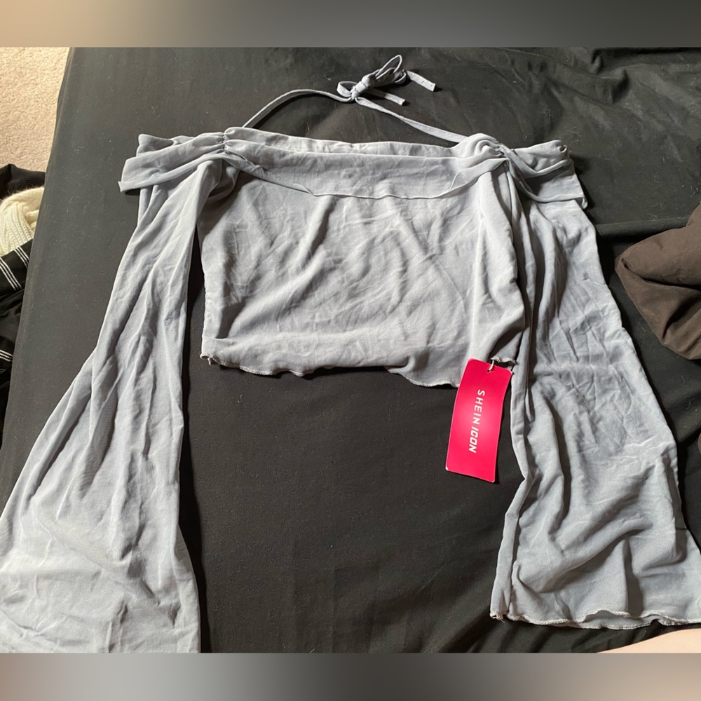 Gray Off Shoulder Crop Top; Size M; New With Tags; Flowy Lightweight Material